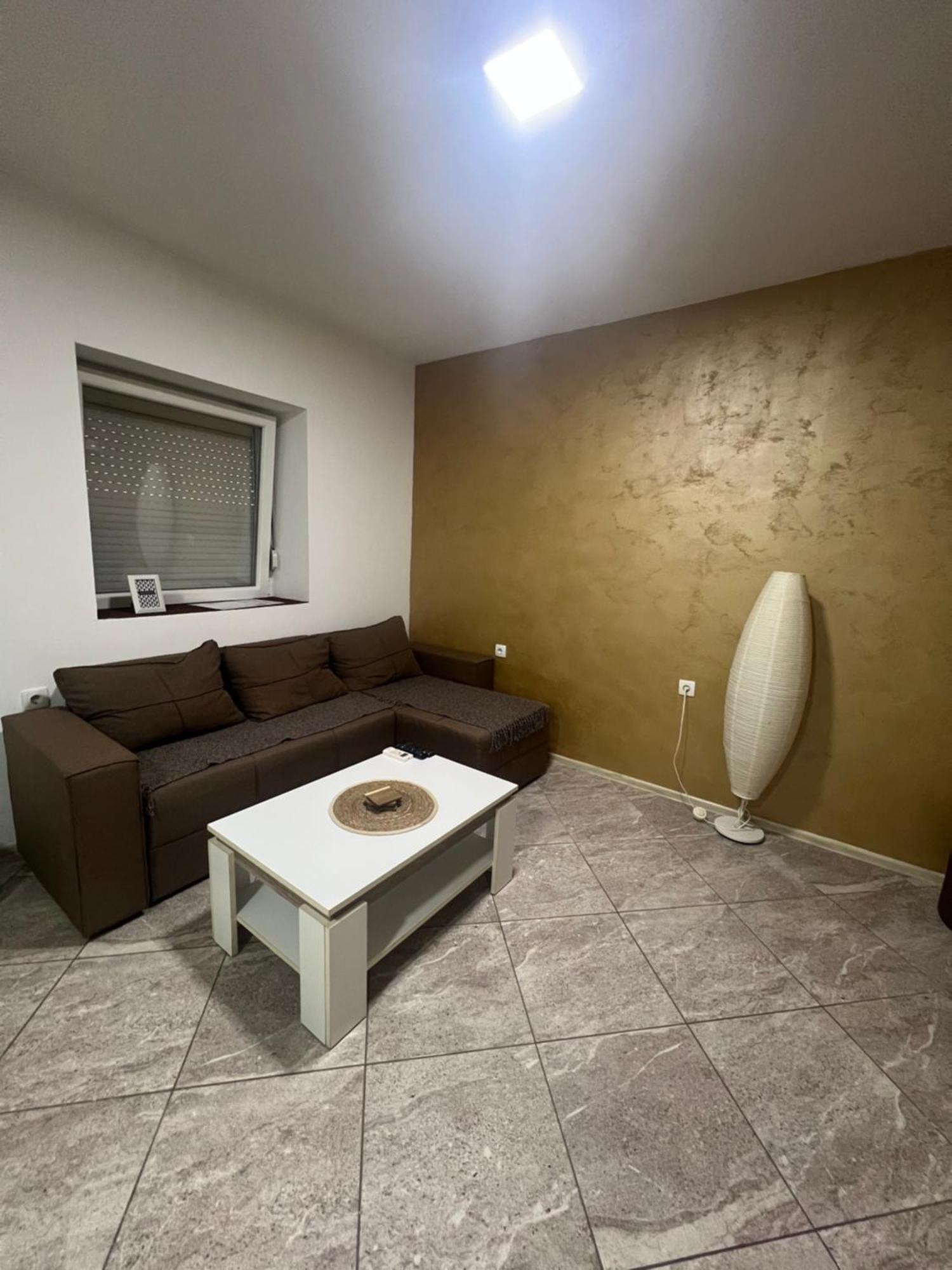 Aurora Apartment Sombor Eksteriør bilde